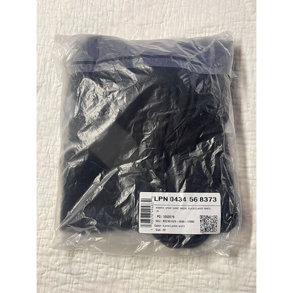 NWT Rare Fabletics Sport Short Onesie Romper Black/White – Women’s Plus Size 2X - Picture 5 of 5